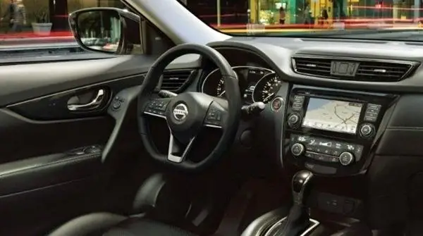 2022 Nissan Frontier Interior Design