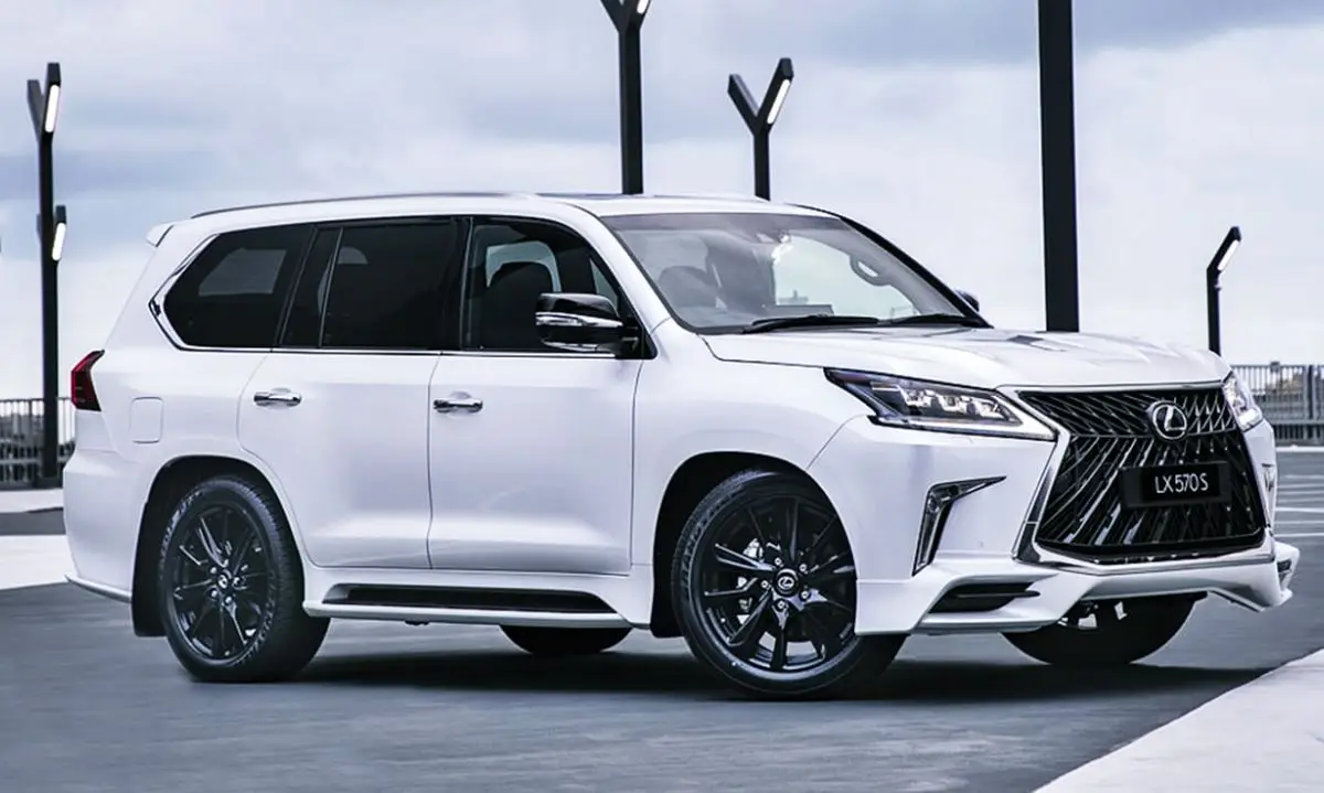 2022 Lexus LX 570 Design