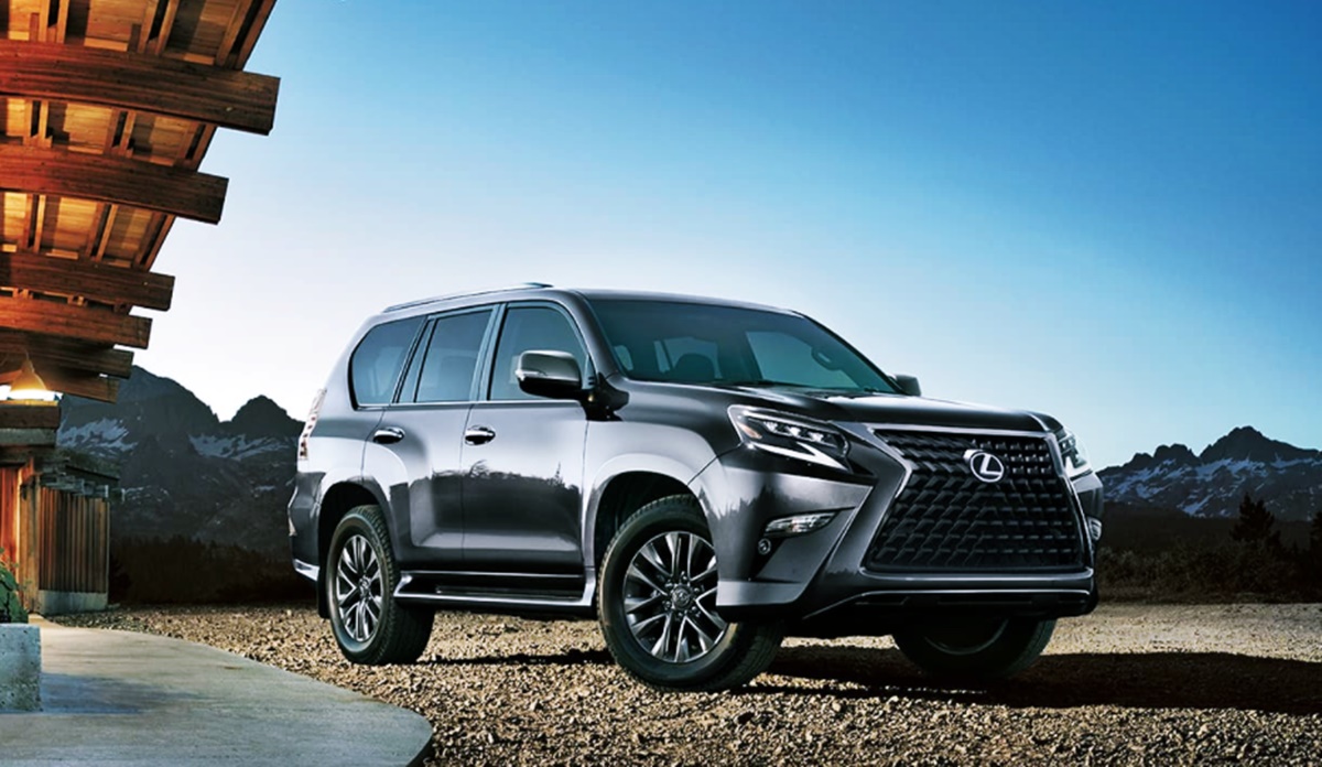 Lexus SUV 2023