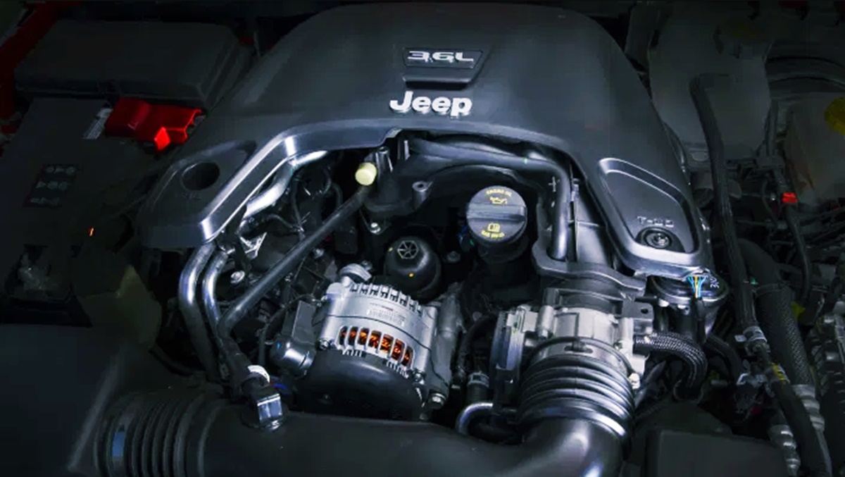 2023 Jeep Wrangler Engine