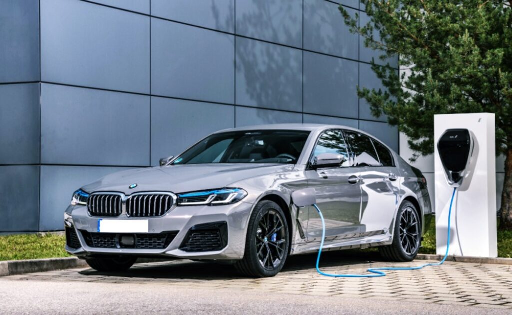 Новая bmw m5 2023