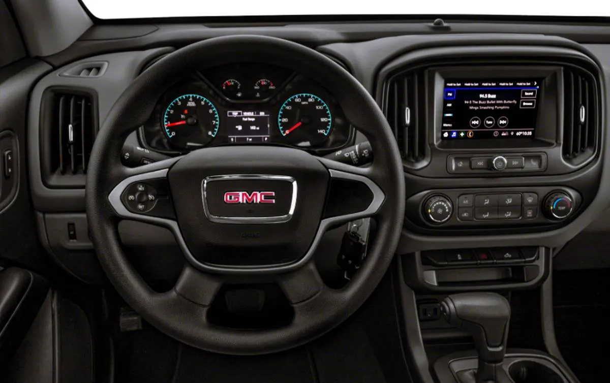 2023 GMC Canyon Interior