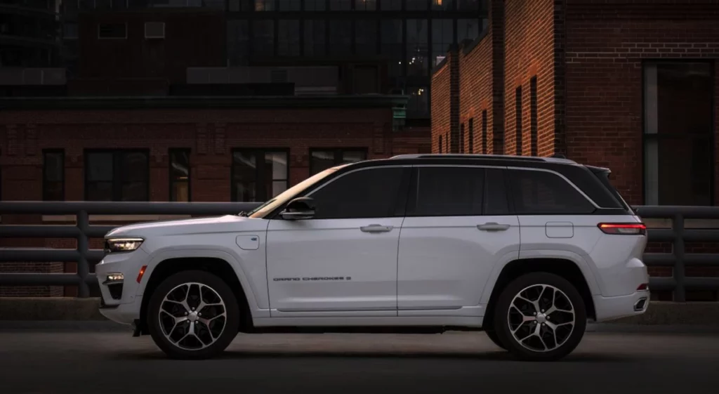 2023 Jeep Grand Cherokee 4xe Plug in Hybrid